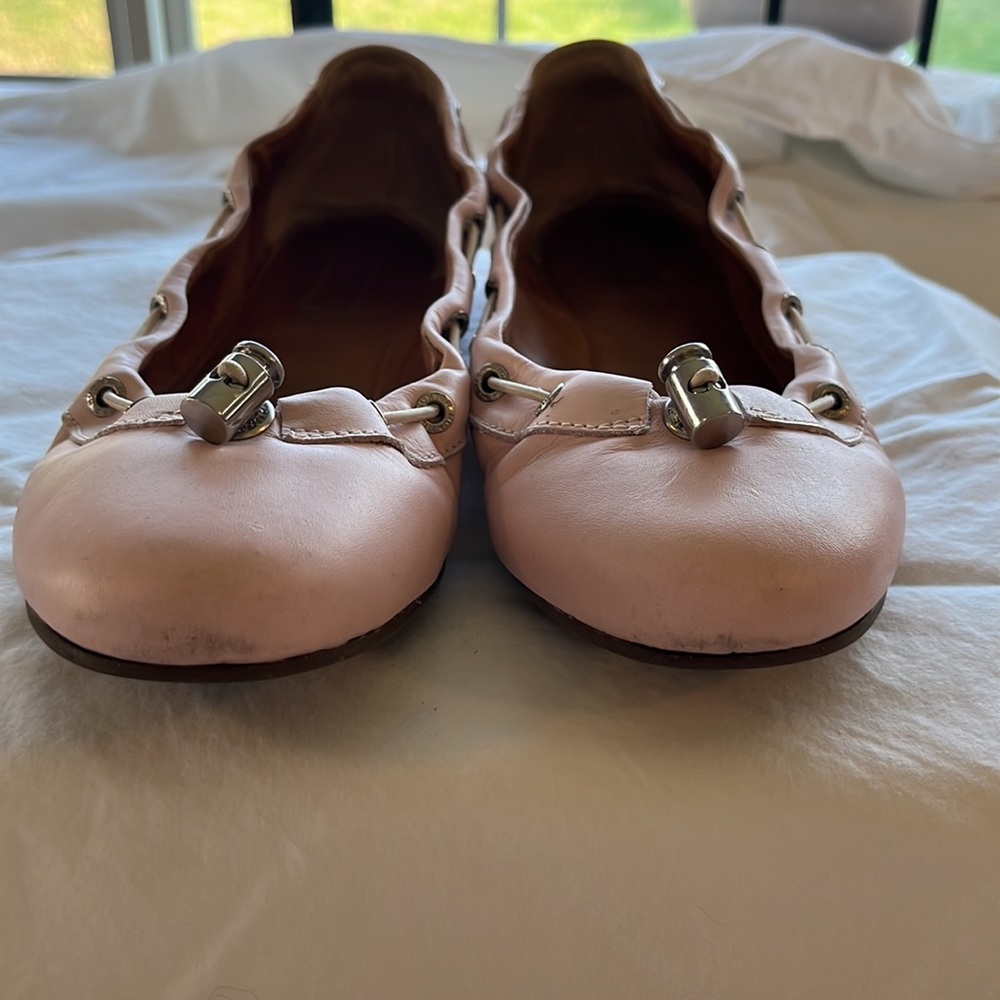 Women’s Pink Leather Ballet Flats with Gold Hardware - Picture 4 of 5
